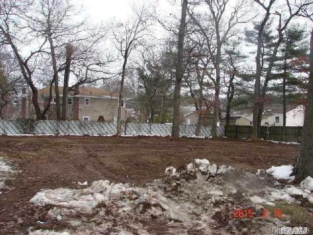 1 of 1 - 5 Putnam Avenue, West Babylon, NY