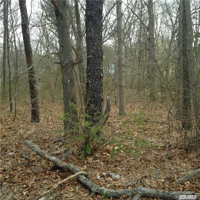 1 of 1 - 263 South St., Manorville, NY