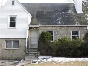 1 of 1 - 9 Winthrop Lane, Scarsdale, NY