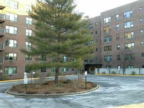 1 of 1 - 77 Carpenter Avenue # 5t, Mount Kisco, NY
