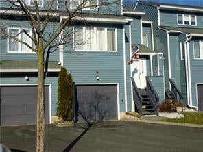 1 of 1 - 41 Village Green # 41, Bardonia, NY