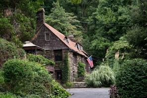 1 of 1 - 220 Mountain Road, Pleasantville, NY