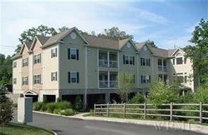 1 of 1 - 353 Chappaqua Road 26, Briarcliff Manor, NY