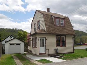 1 of 1 - 2 Circle Drive, Tuxedo Park, NY