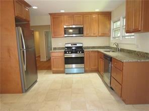 1 of 1 - 21 Robin Place, West Nyack, NY