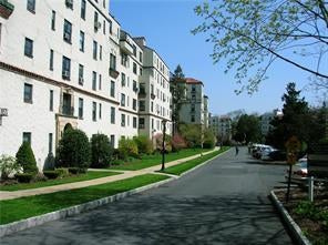1 of 1 - 1273 North Avenue # Ent 1, 3f, New Rochelle, NY
