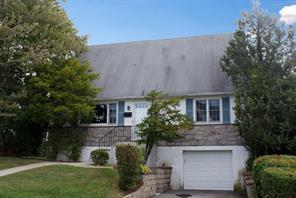 1 of 1 - 94 Webster Road, Scarsdale, NY