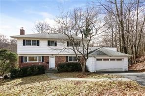 1 of 1 - 10 Magnolia Road, Scarsdale, NY