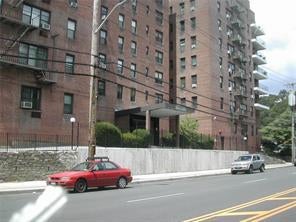 1 of 1 - 277 Bronx River Road 6m, Yonkers, NY