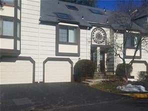 1 of 1 - 251 Treetop Circle, Nanuet, NY