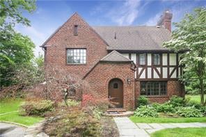 1 of 1 - 8 Carstensen Road, Scarsdale, NY