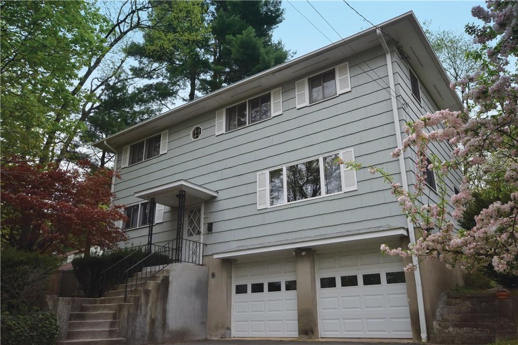 1 of 1 - 104 Cleveland Drive, Croton-on-Hudson, NY