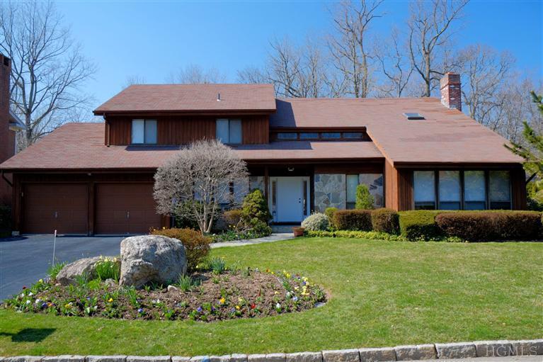 1 of 1 - 135 Barton Road, White Plains, NY