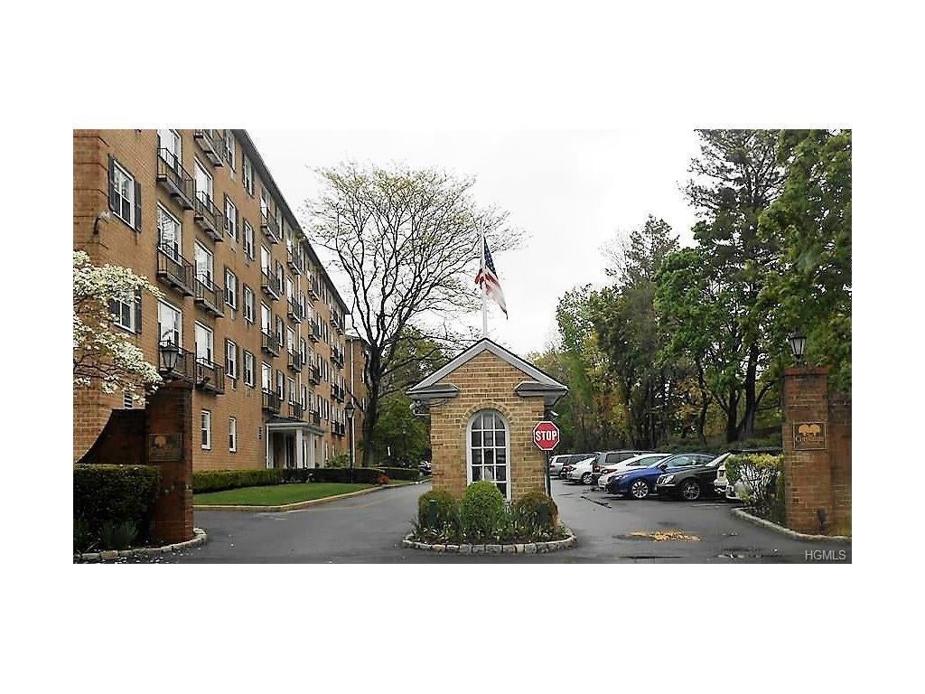 1 of 1 - 4 Consulate Drive, Tuckahoe, NY