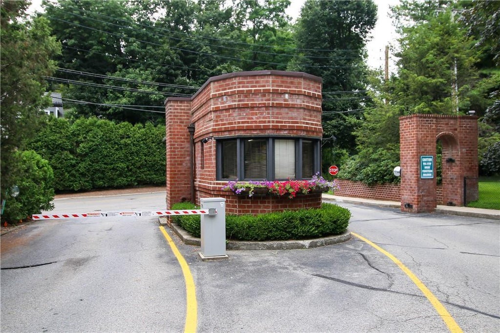 1 of 1 - 16 Rockledge Avenue # 6j2, Ossining, NY