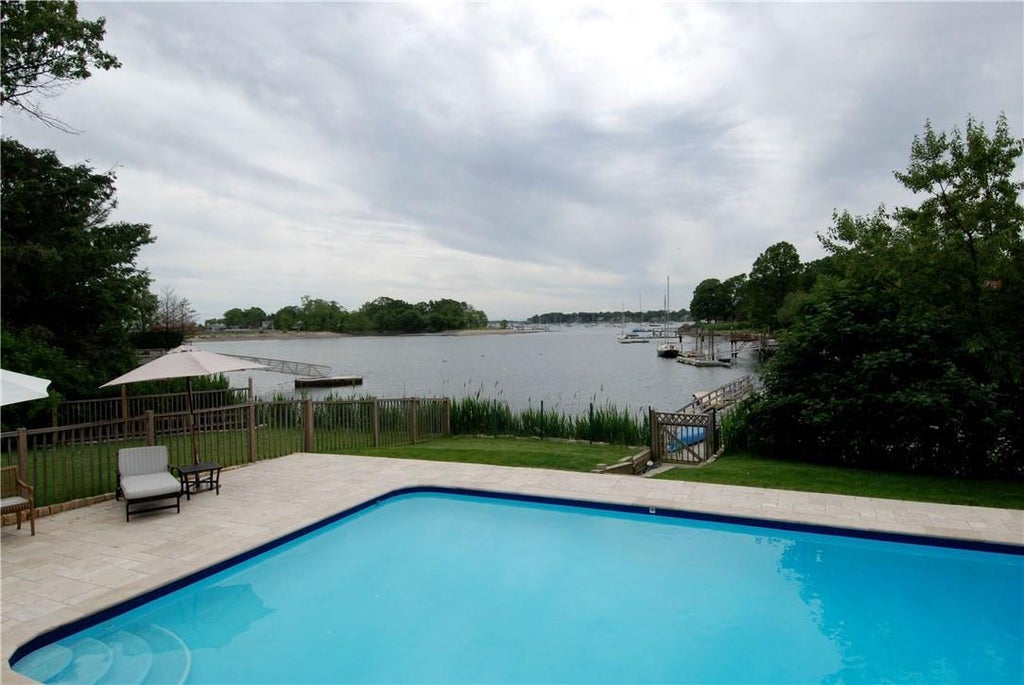 1 of 1 - 830 Pirates Cove, Mamaroneck, NY