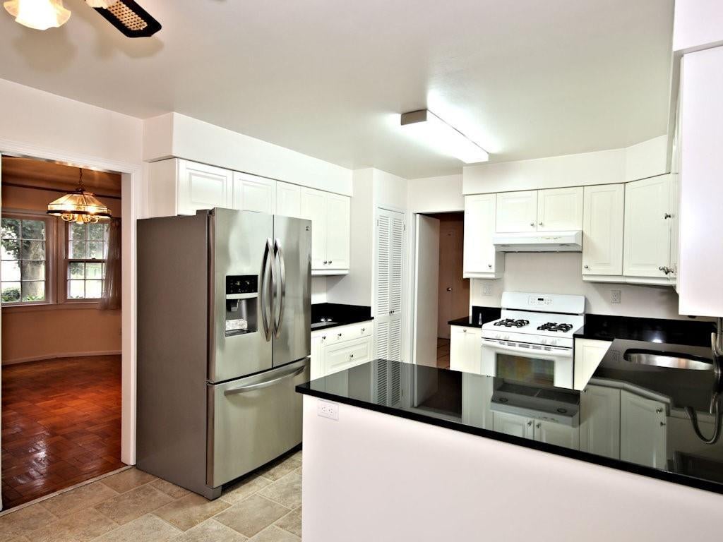 1 of 1 - 6 Hammond Road, Rye, NY