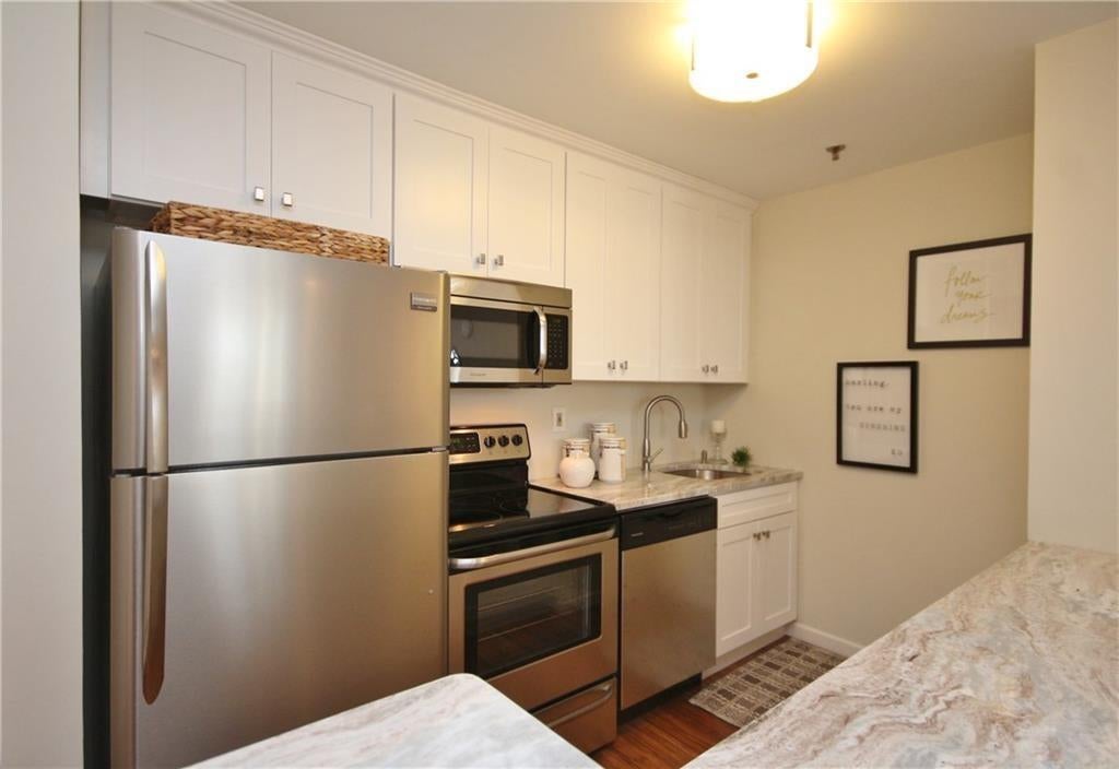 1 of 1 - 100 Clarewood Drive # 1k, Hastings-on-Hudson, NY