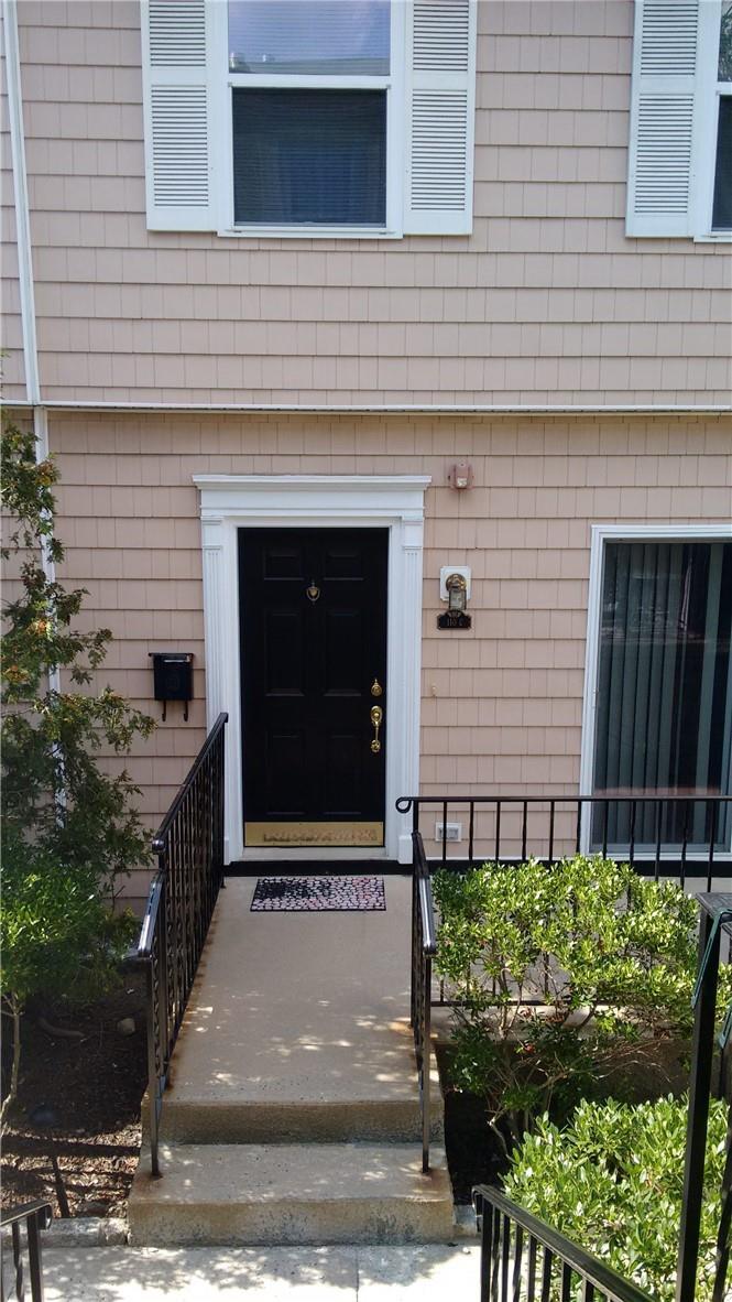 1 of 1 - 112 Broadway Avenue, White Plains, NY