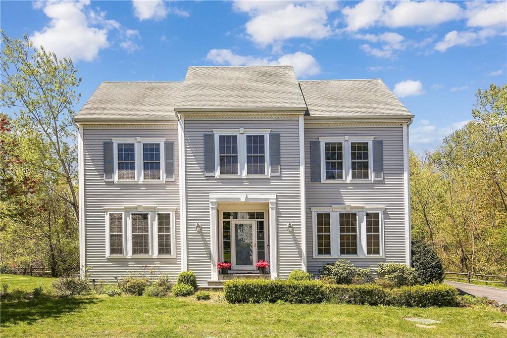1 of 1 - 5 Vintage Court # R, Rye Brook, NY