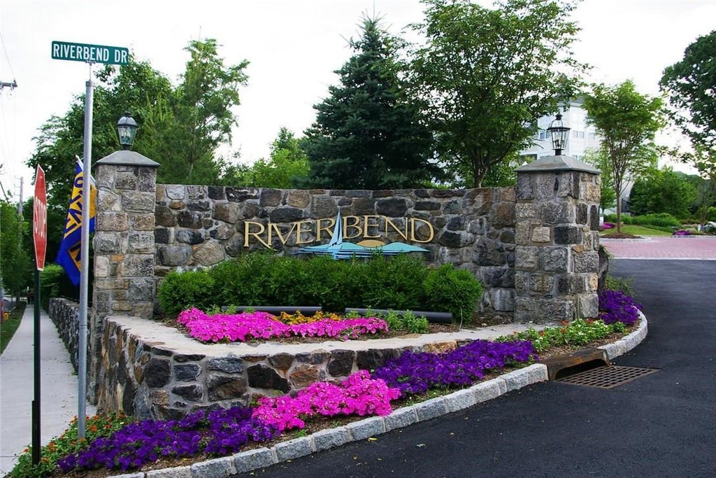 1 of 1 - 115 Viewpoint Terrace, Peekskill, NY