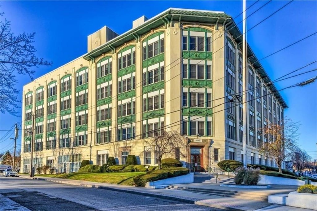 1 of 1 - 1 Landmark Square # 527, Port Chester, NY