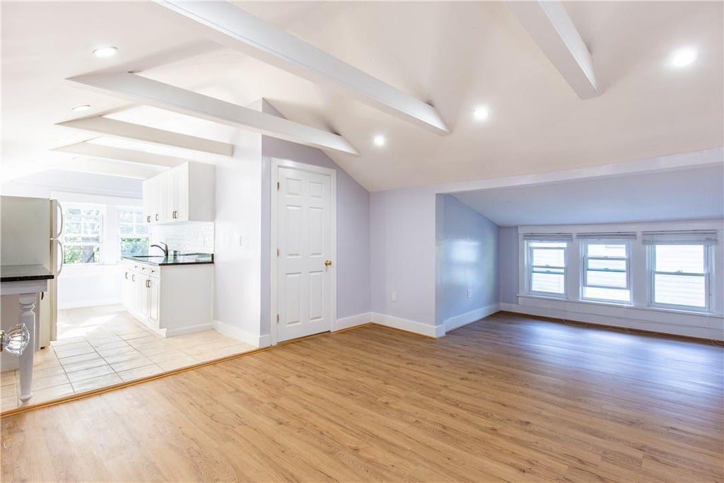 1 of 1 - 440 Sixth Avenue # 3, Pelham, NY