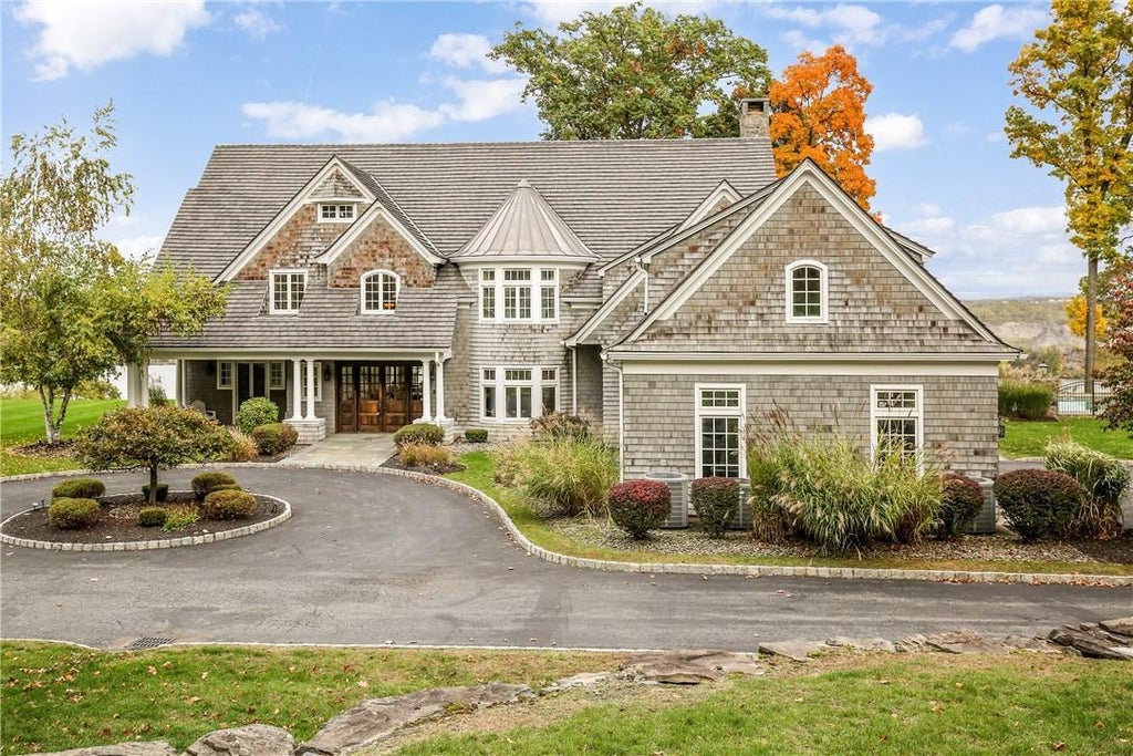 1 of 1 - 65 Woodcrest Lane, Milton, NY