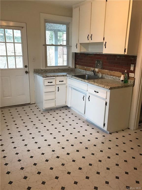 1 of 1 - 364 Ashford Avenue # 2w, Dobbs Ferry, NY