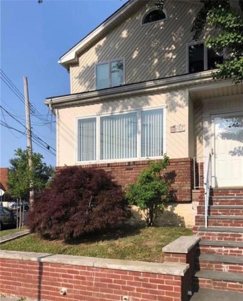 1 of 1 - 1447 Gillespie Avenue, Bronx, NY