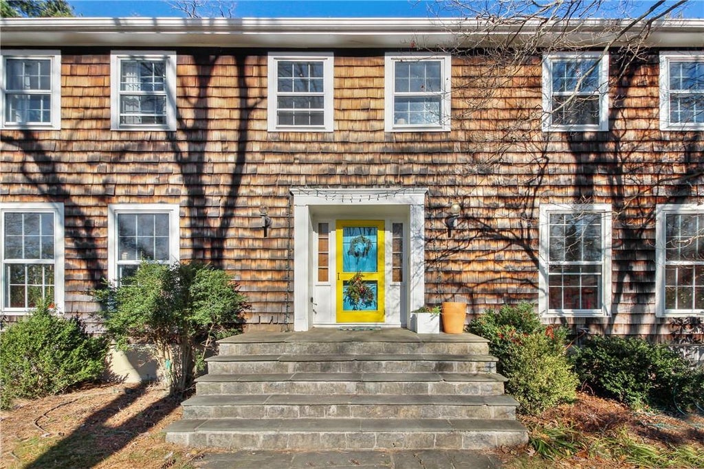 1 of 1 - 5 Zinsser Way, Hastings-on-Hudson, NY