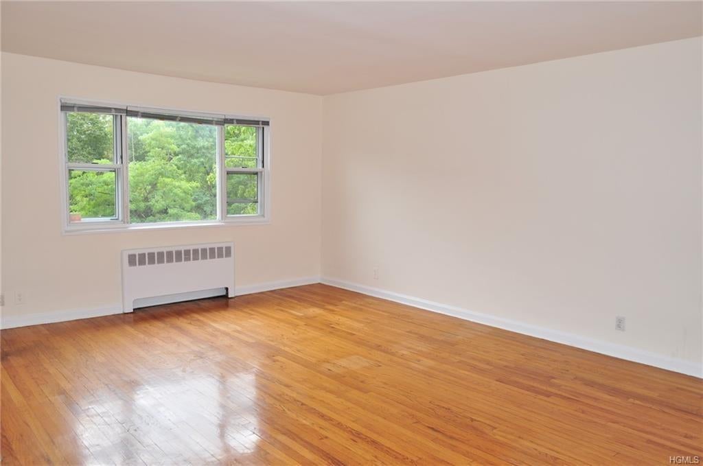 1 of 1 - 35 Broadway # L4, Irvington, NY