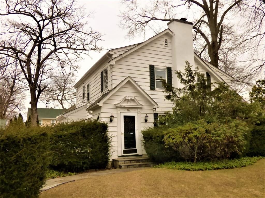 1 of 1 - 30 Hamilton Road, Scarsdale, NY