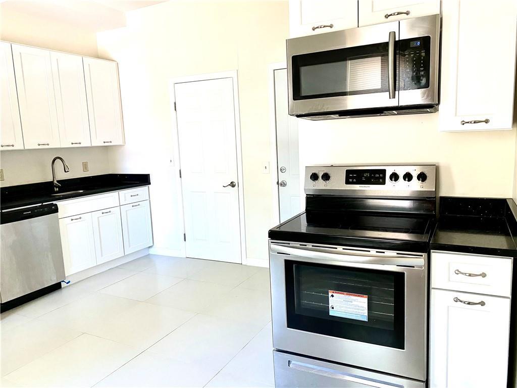 1 of 1 - 39 Main St. # 2b, Middletown, NY