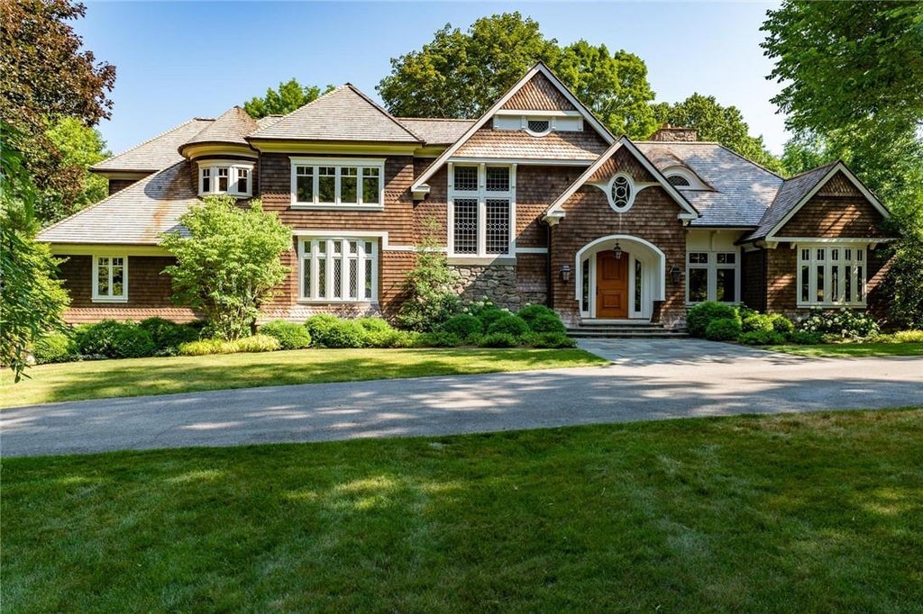 1 of 1 - 34 Linden Lane, Bedford Corners, NY