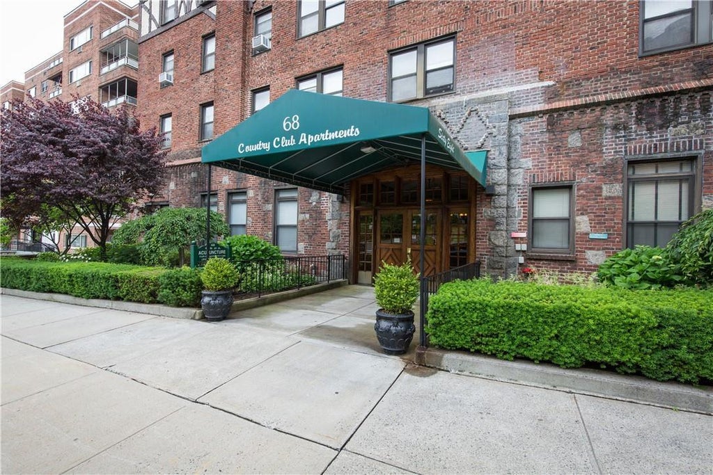 1 of 1 - 68 Hartsdale Avenue # 5d, Hartsdale, NY