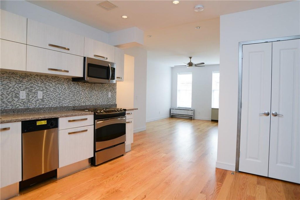 1 of 1 - 114 Greenpoint Avenue # 4b, Greenpoint, NY