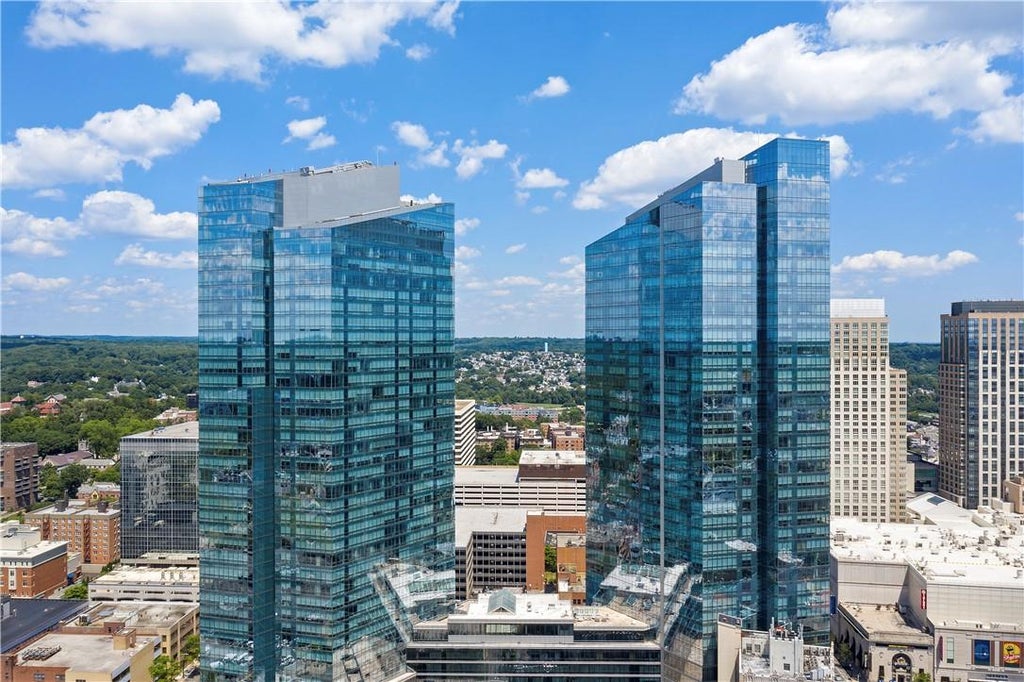 1 of 1 - 1 Renaissance Square # 27e, White Plains, NY