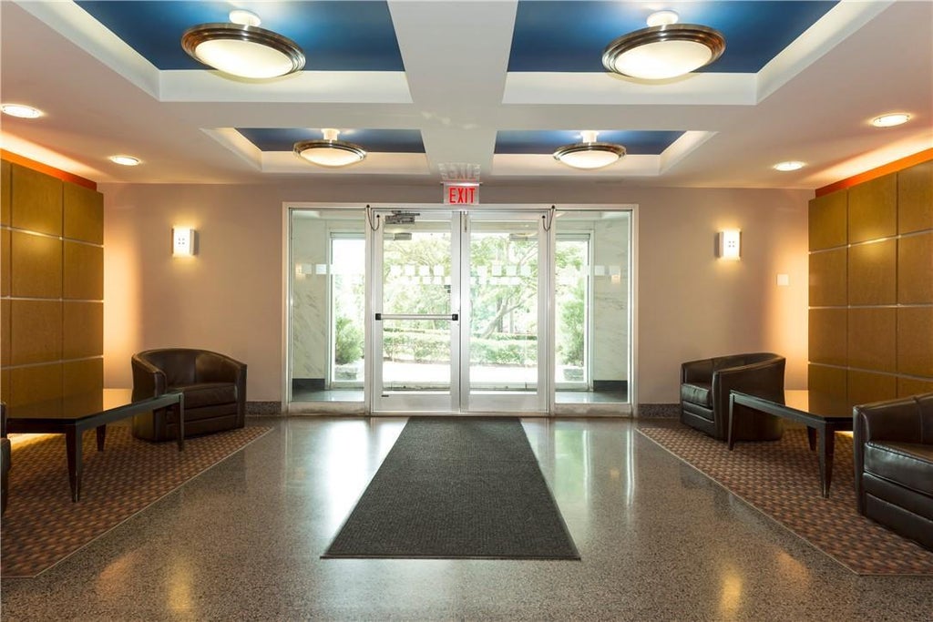 1 of 1 - 1133 Midland Avenue # 4f, Bronxville, NY