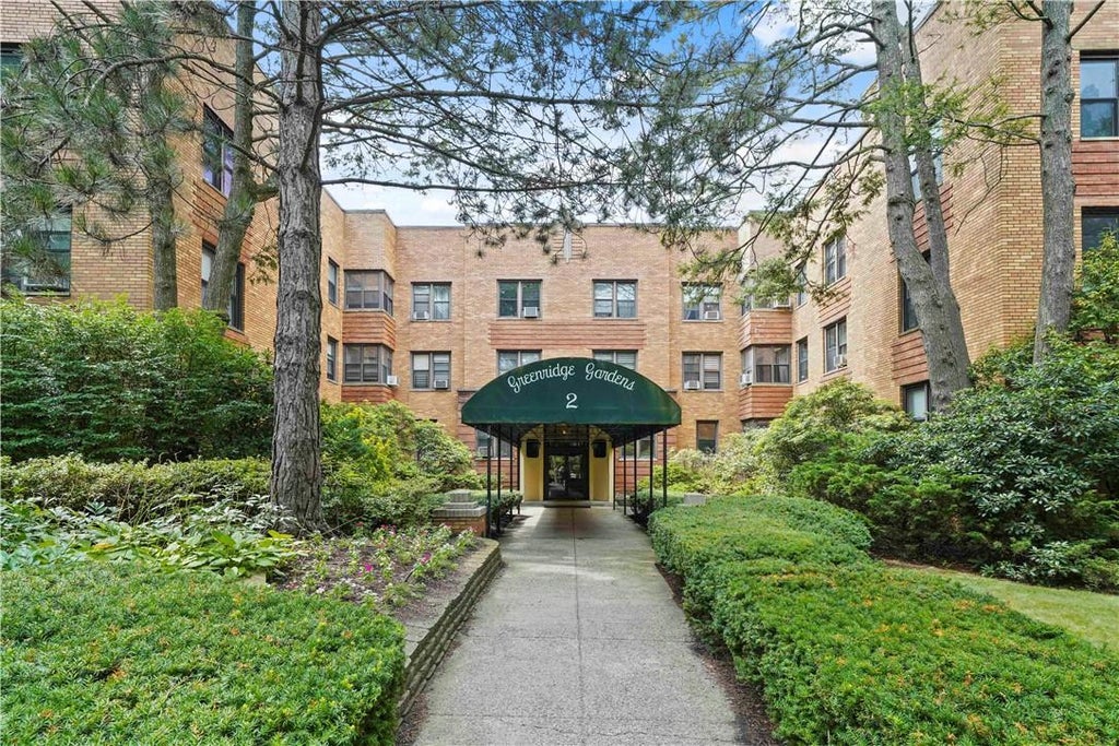 1 of 1 - 2 Greenridge Avenue # 3f, White Plains, NY