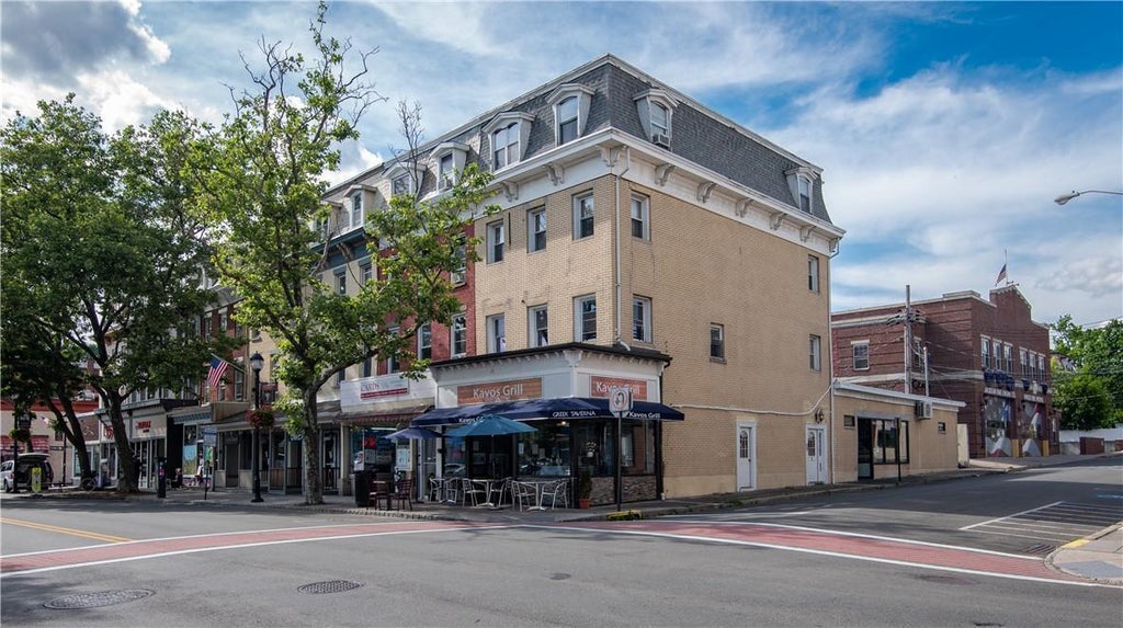 1 of 1 - 5 Park St. # 2nd Flr, Nyack, NY