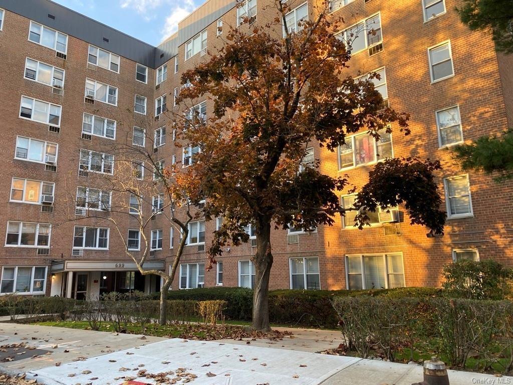 1 of 1 - 699 239th St. # 2h, Bronx, NY