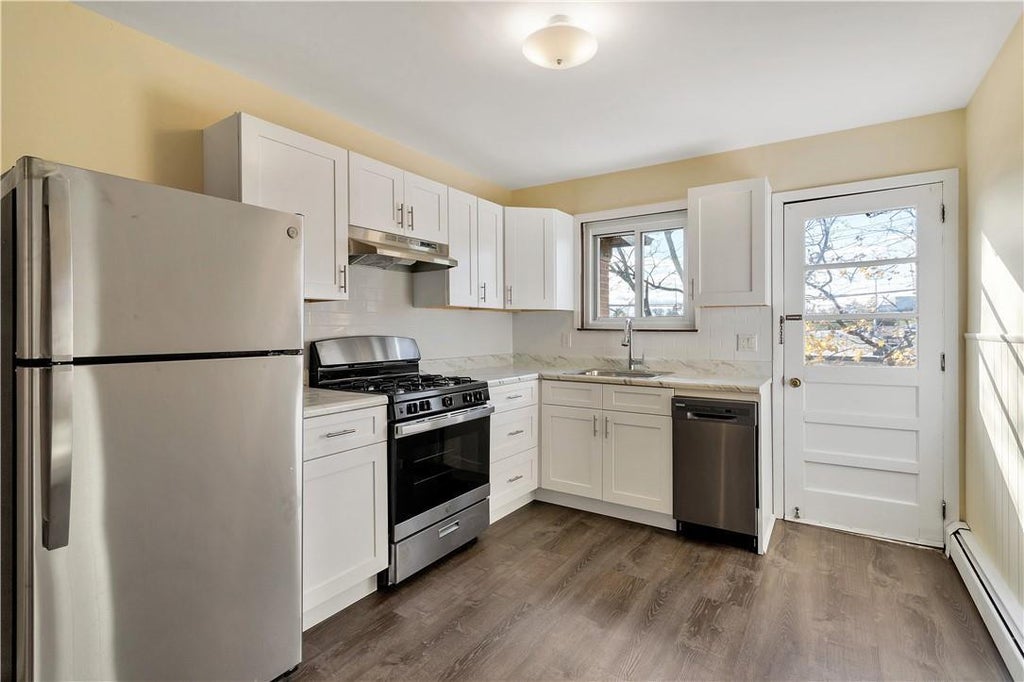 1 of 1 - 76 Huber Place, Yonkers, NY