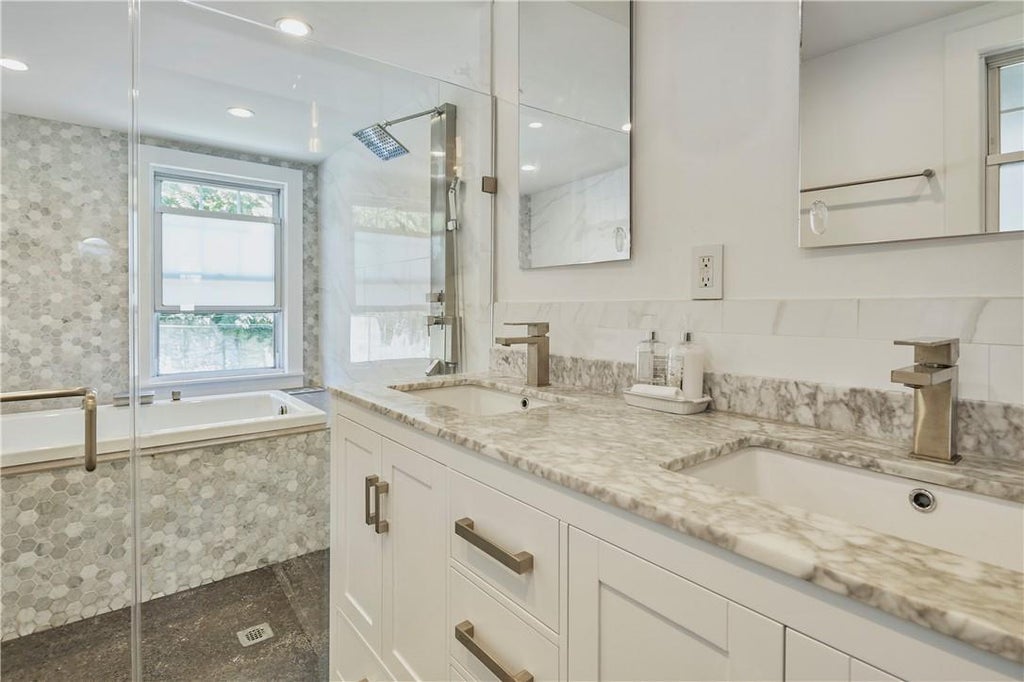 1 of 1 - 116 Pelham St., Mamaroneck, NY