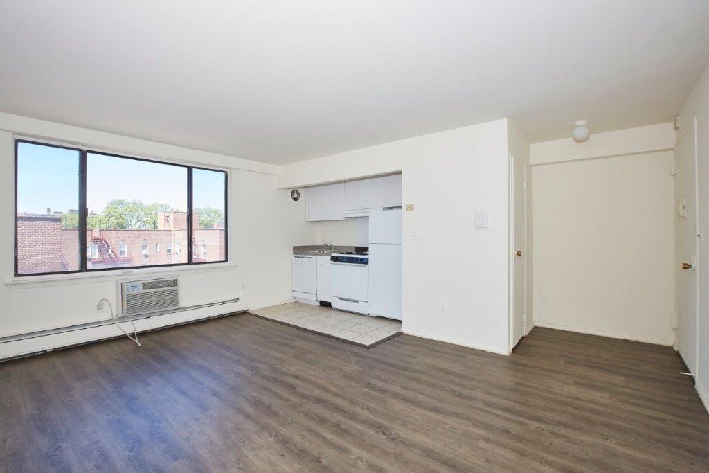 1 of 1 - 7 Lake St. # 3-n, White Plains, NY