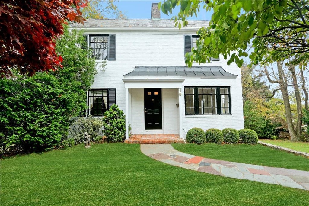 1 of 1 - 15 Argyle Road, Scarsdale, NY