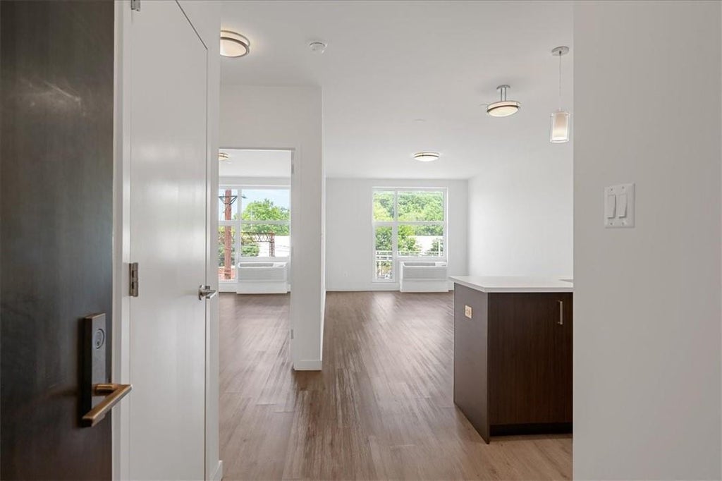 1 of 1 - 550 Halstead Avenue # 409, Harrison, NY