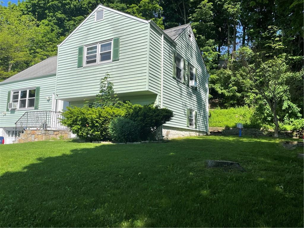 1 of 1 - 160 Lakeview Avenue, Valhalla, NY