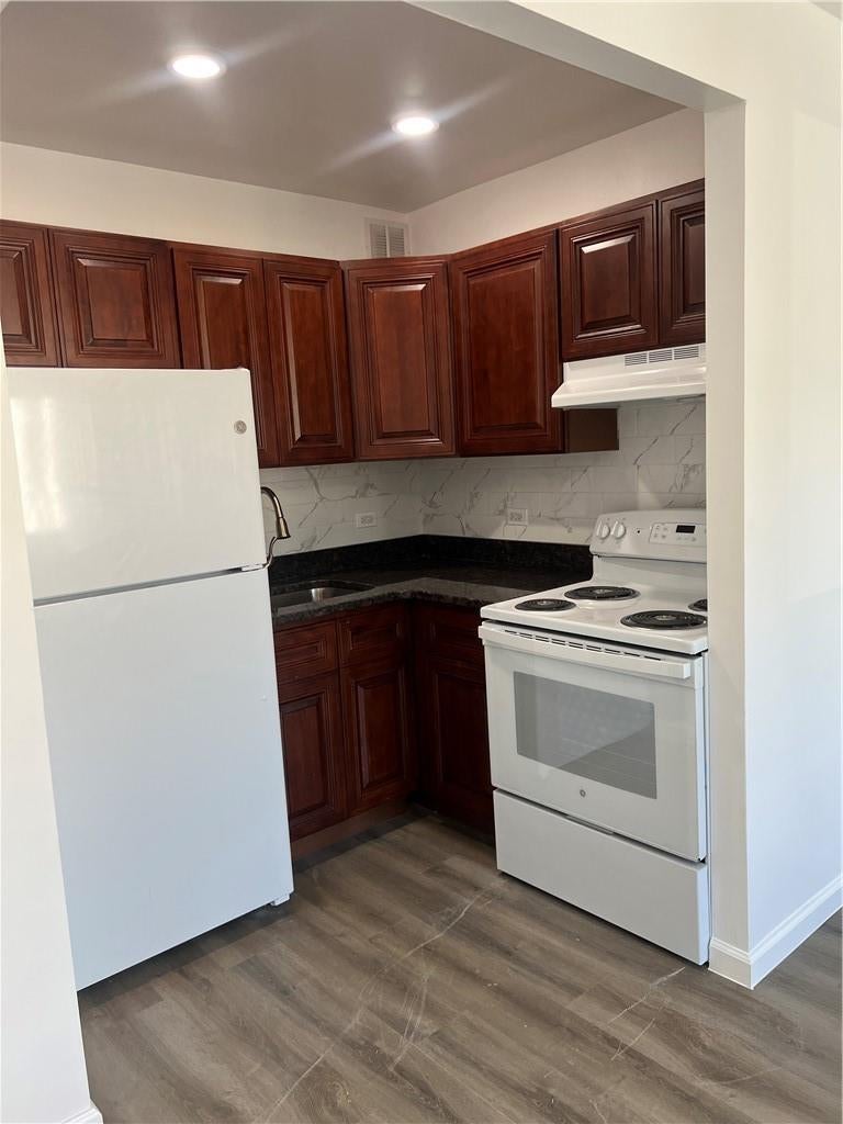 1 of 1 - 3838 Carpenter Avenue # 4c, Bronx, NY