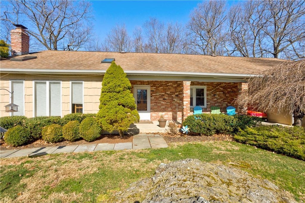 1 of 1 - 54 Suzanne Lane, Pleasantville, NY